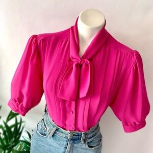 v i n t a g e :: Pleated Neck Tie Puff Sleeve Blouse